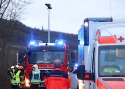 Unfall In Jena Autofahrer Ueberschlaegt Sich 09